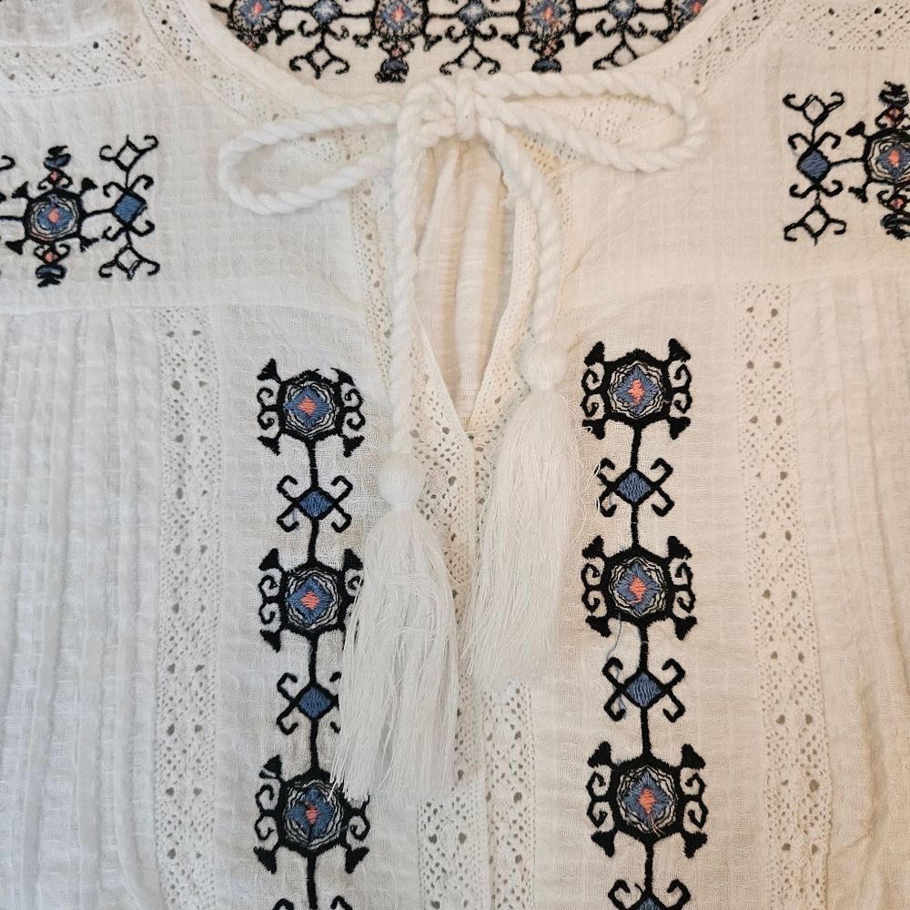 Philosophy Anthropologie Top Blouse Women Size XL White Blue Embroidery Boho - Picture 7 of 13